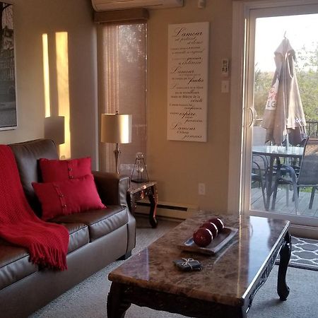 2 Bedroom Condo In Pedestrian Village By Amazing Property Rentals Mont-Tremblant Exterior foto